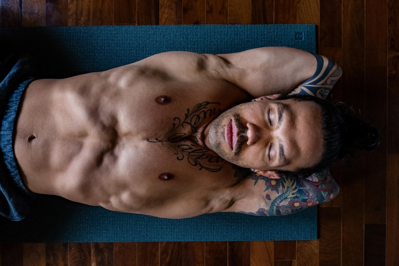 nino-savasana-tMzLputQ (1)